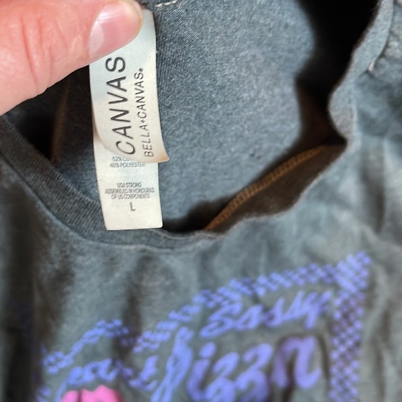 Large  t shirt - Picture 3 of 4